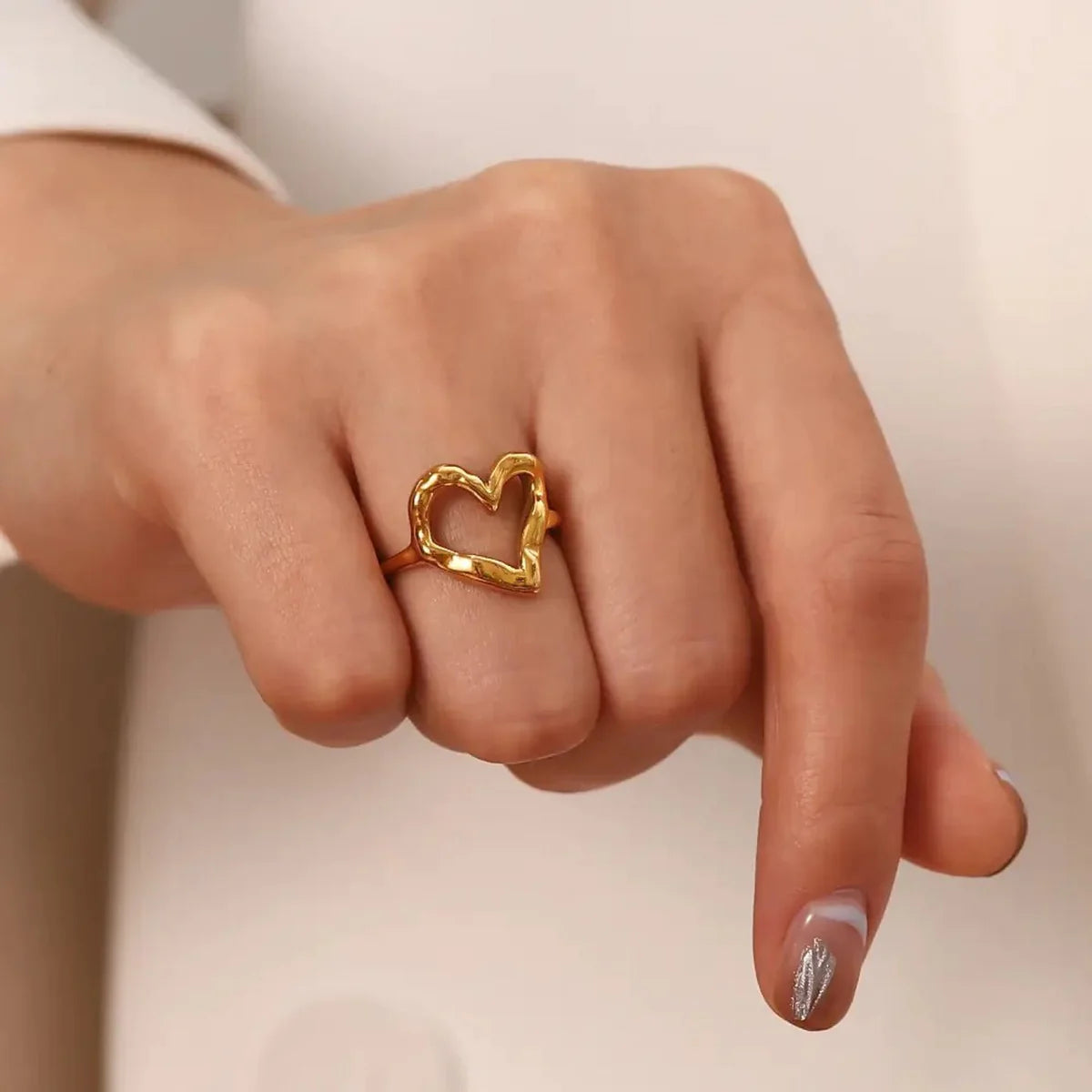 ZAYA COLLECTIVE COURE HEART RING GOLD