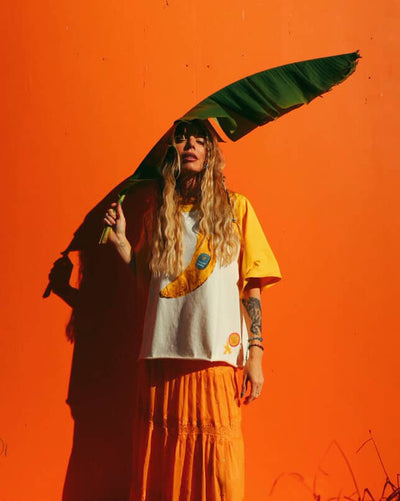 HAPPY LITTLE MOTHER THE BANANA RAGLAN TEE