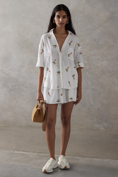 SANCIA | THE WILLA SHORT SLEEVE COTTON SHIRT POSEY
