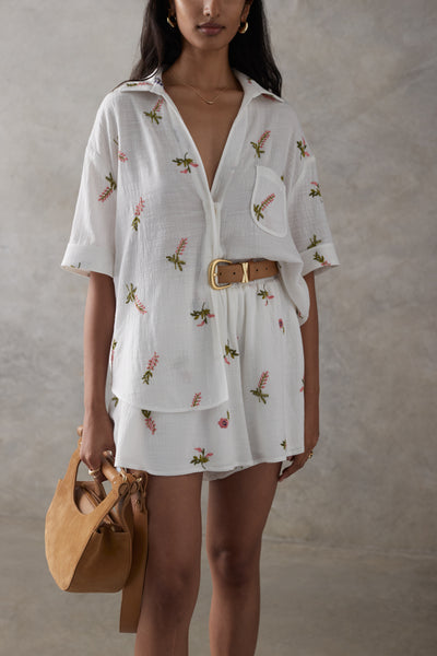 SANCIA | THE WILLA SHORT SLEEVE COTTON SHIRT POSEY