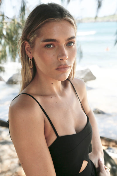 THE LINE ESCAPE GOLD EARRINGS  | BABY LEMONADE STORE