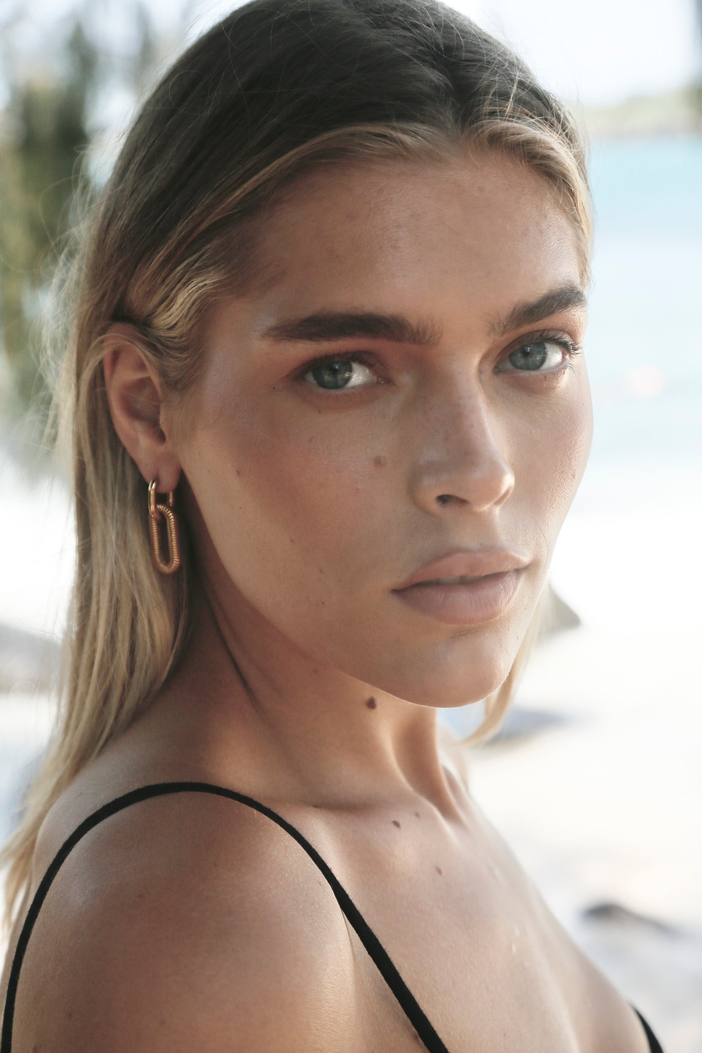 THE LINE ESCAPE GOLD EARRINGS  | BABY LEMONADE STORE