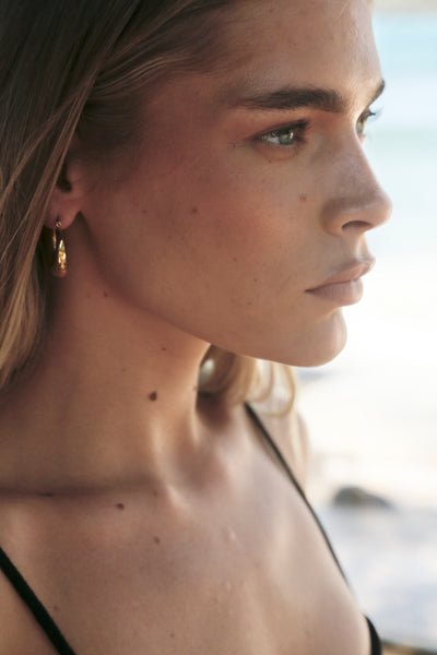 THE LINE CLEO HOOP EARRINGS GOLD | BABY LEMONADE STORE