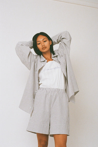 COMMONPLACE ESSENTAILS BEECH COTTAGE SHIRT BLACK/WHITE