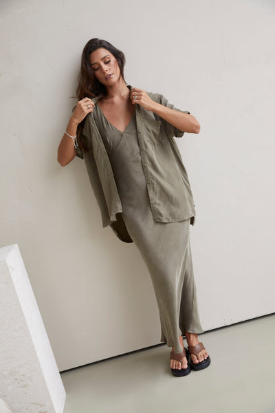 BISK THE LABEL FAYE CUPRO SHORT SLEEVE SHIRT