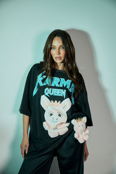 SABBI KARMA QUEEN TEE BLACK ACID WASH
