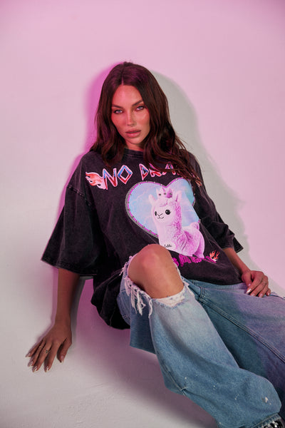 SABBI NO DRAMA LLAMA COTTON TEE