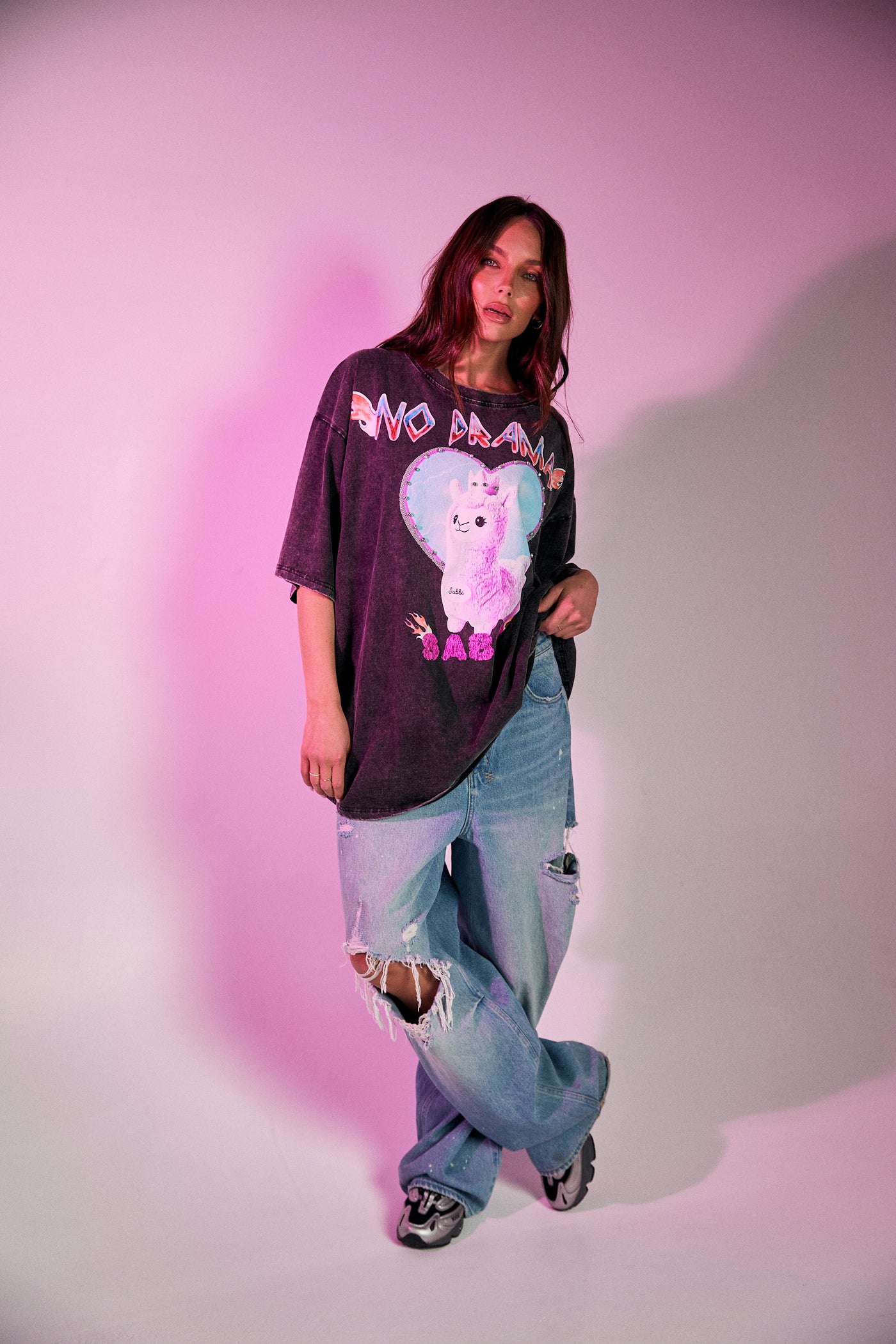 SABBI NO DRAMA LLAMA COTTON TEE