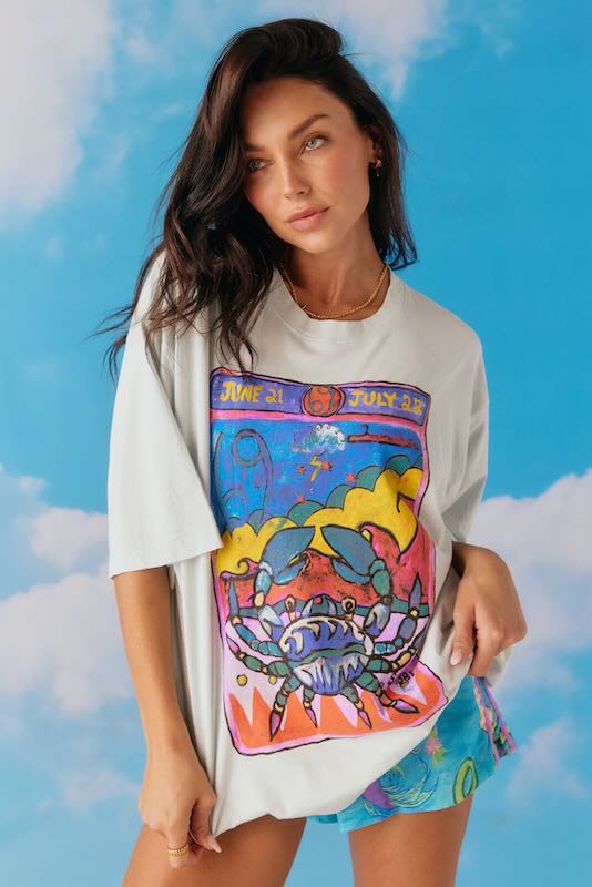 Sabbi the Cancer Star Sign Cotton Vintage Wash tee