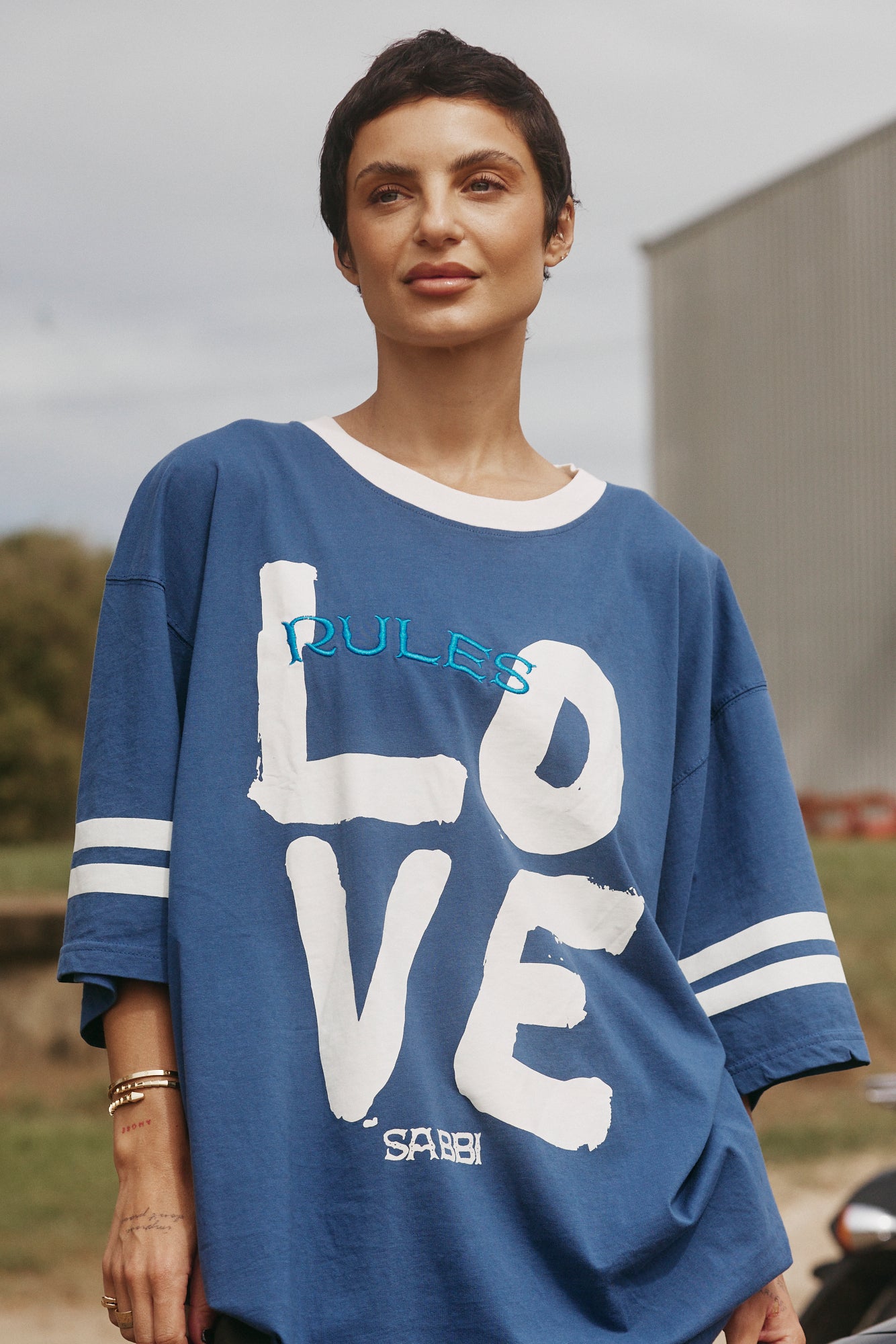 SABBI OVERSIZED LOVE REVOLUTION TEE  | BABY LEMONADE STORE