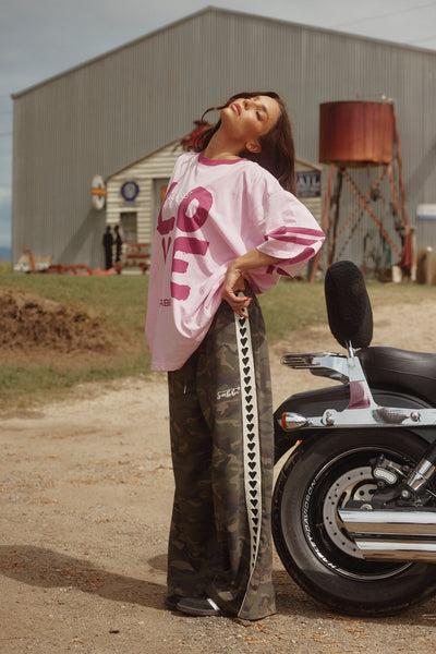 SABBI OVERSIZED LOVE REVOLUTION TEE  | BABY LEMONADE STORE