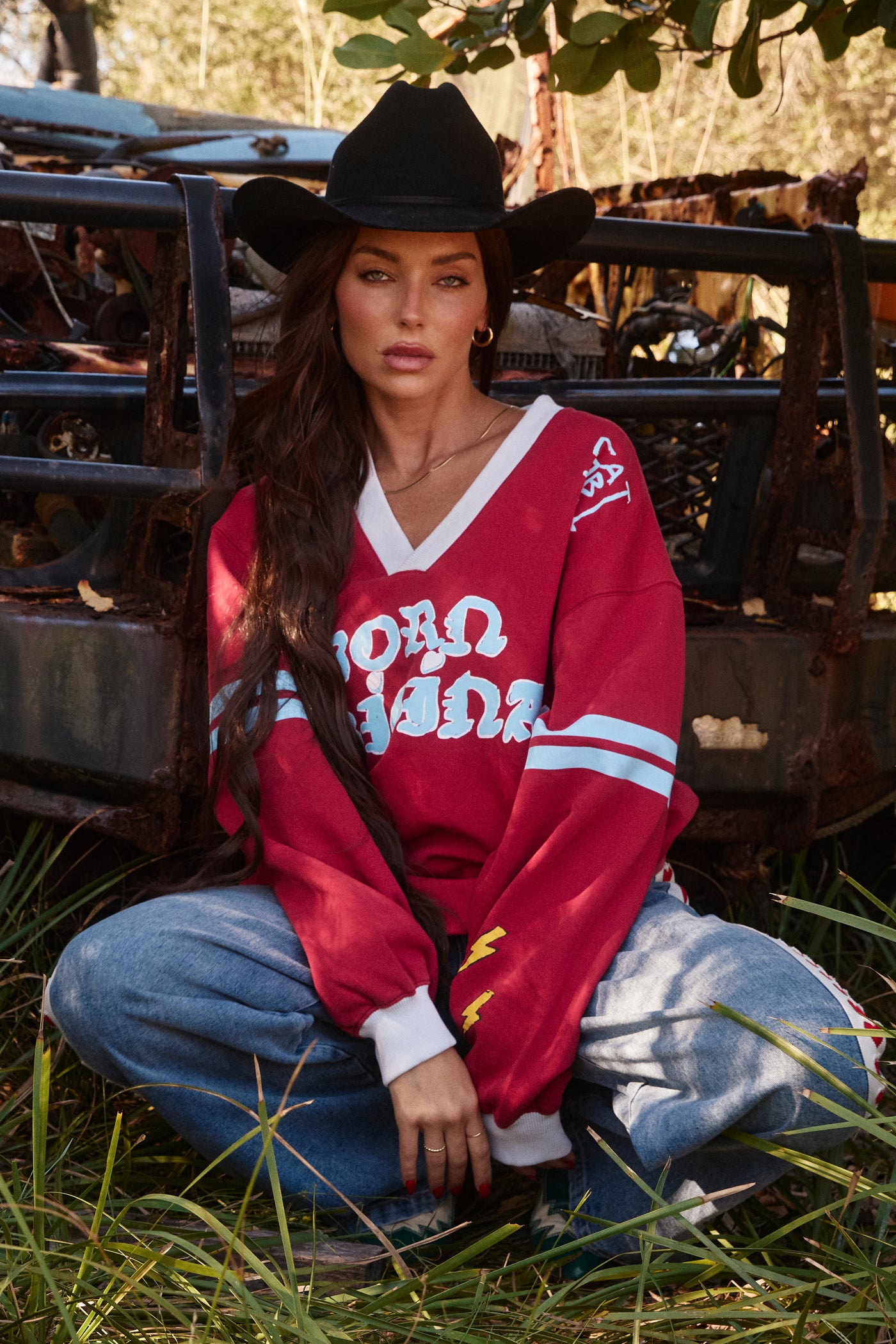 SABBI BORN ORIGINAL V-NECK SWEATSHIRT  | BABY LEMONADE STORE