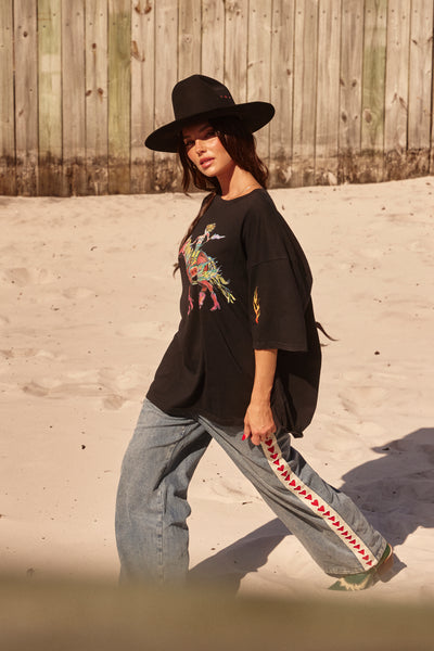 SABBI THE VERY OVERSIZED WORDS HAVE POWER TEE BLACK