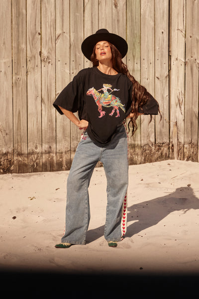 SABBI THE VERY OVERSIZED WORDS HAVE POWER TEE BLACK