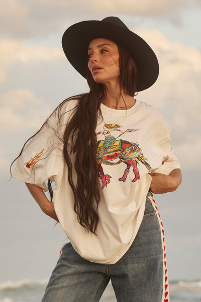 SABBI THE VERY OVERSIZED WORDS HAVE POWER TEE MARSHMALLOW