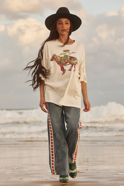 SABBI THE VERY OVERSIZED WORDS HAVE POWER TEE MARSHMALLOW