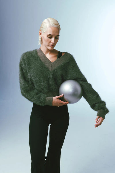PE NATION GREENPOINT V-NECK KNIT CAVIAR