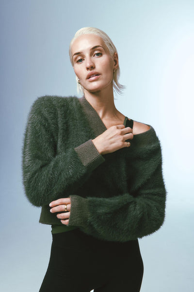 GREENPOINT V-NECK KNIT