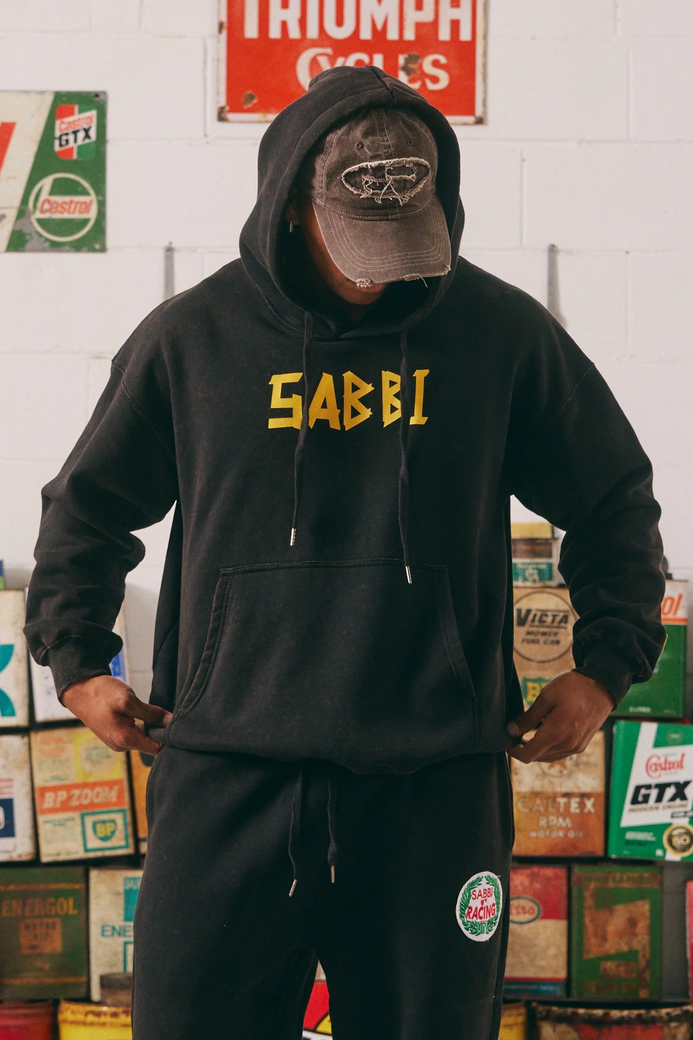 SABBI BE KIND HOODIE ACID WASH BLACK