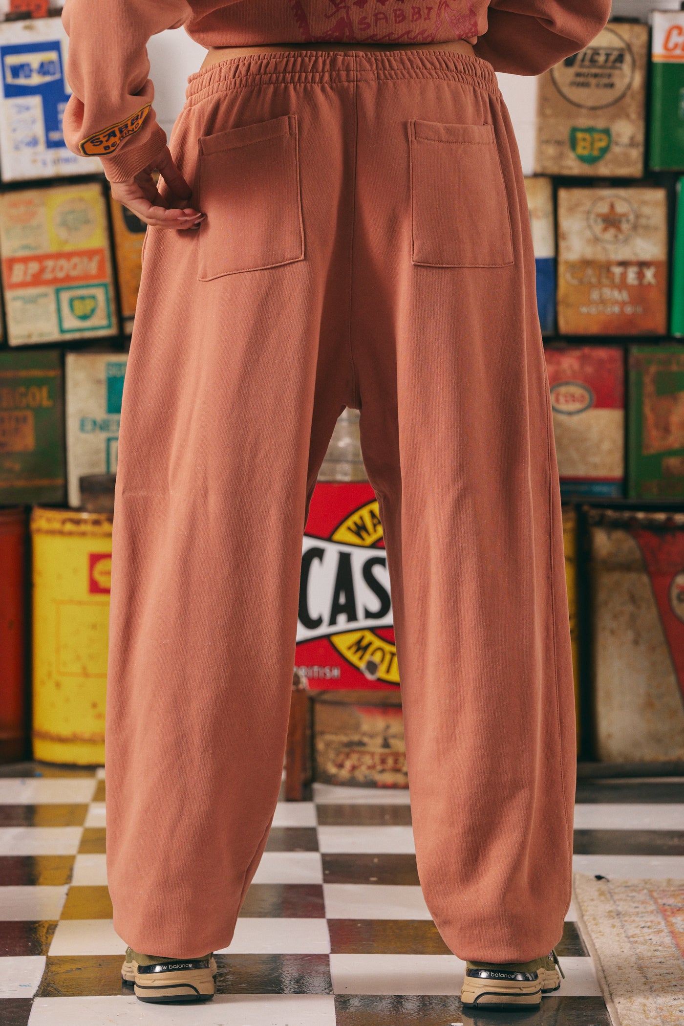 SABBI CUFF LEG SWEATPANTS TERRACOTTA