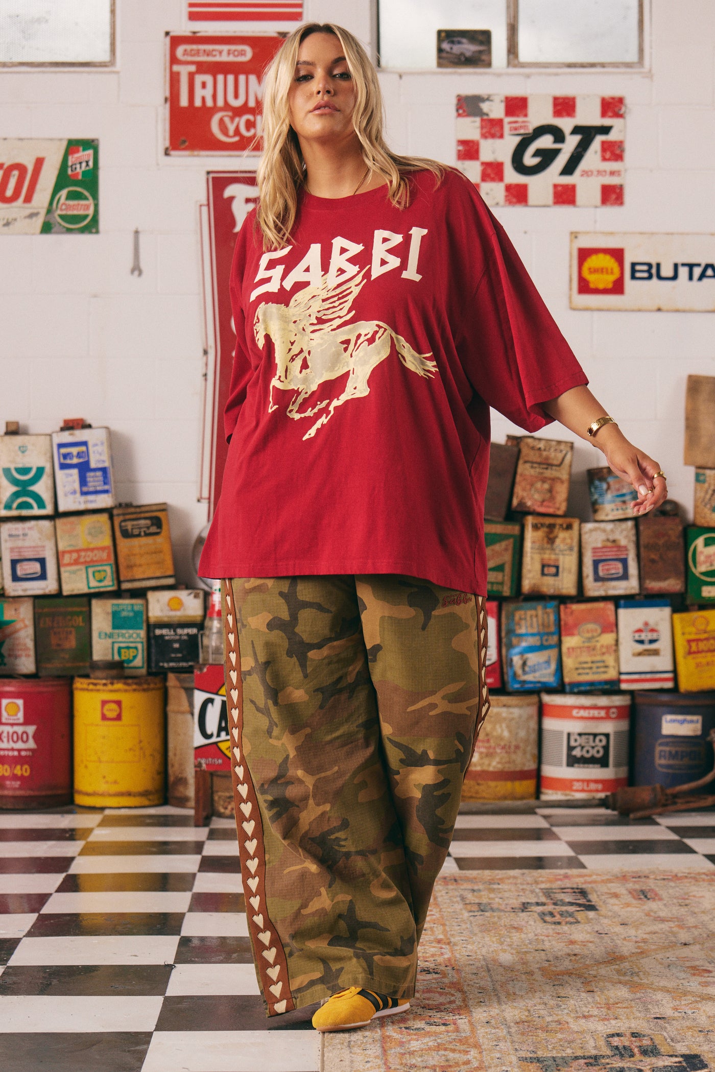 SABBI THE RHINESTONE TEE CRIMSON| BABY LEMONADE STORE