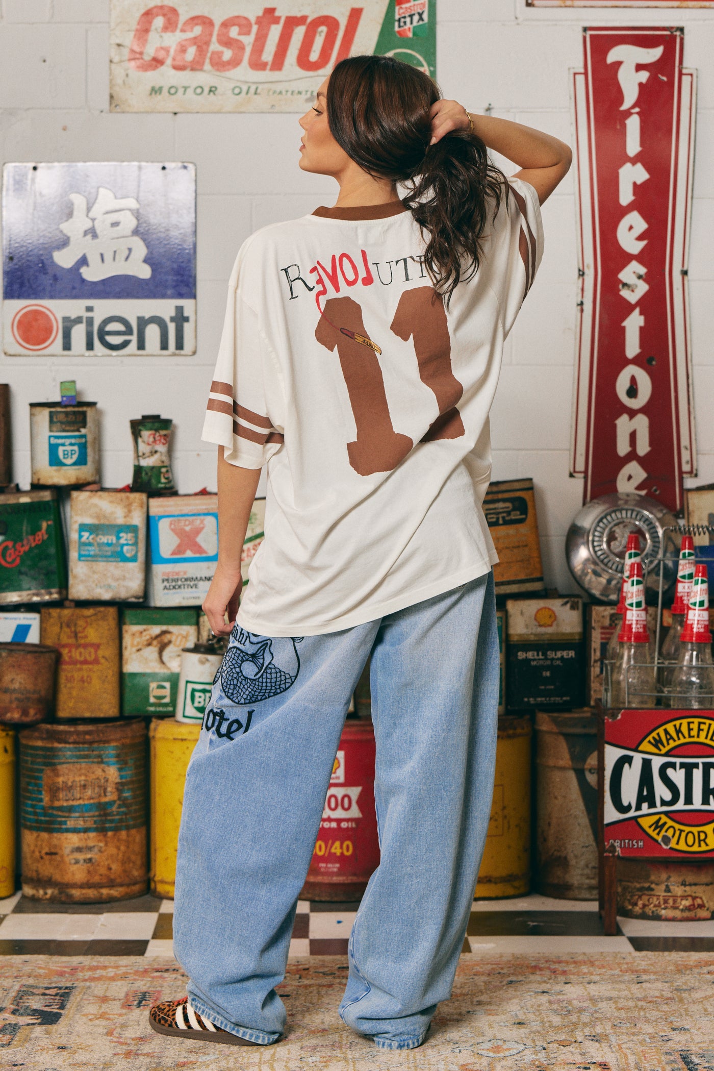 SABBI OVERSIZED LOVE REVOLUTION TEE  | BABY LEMONADE STORE