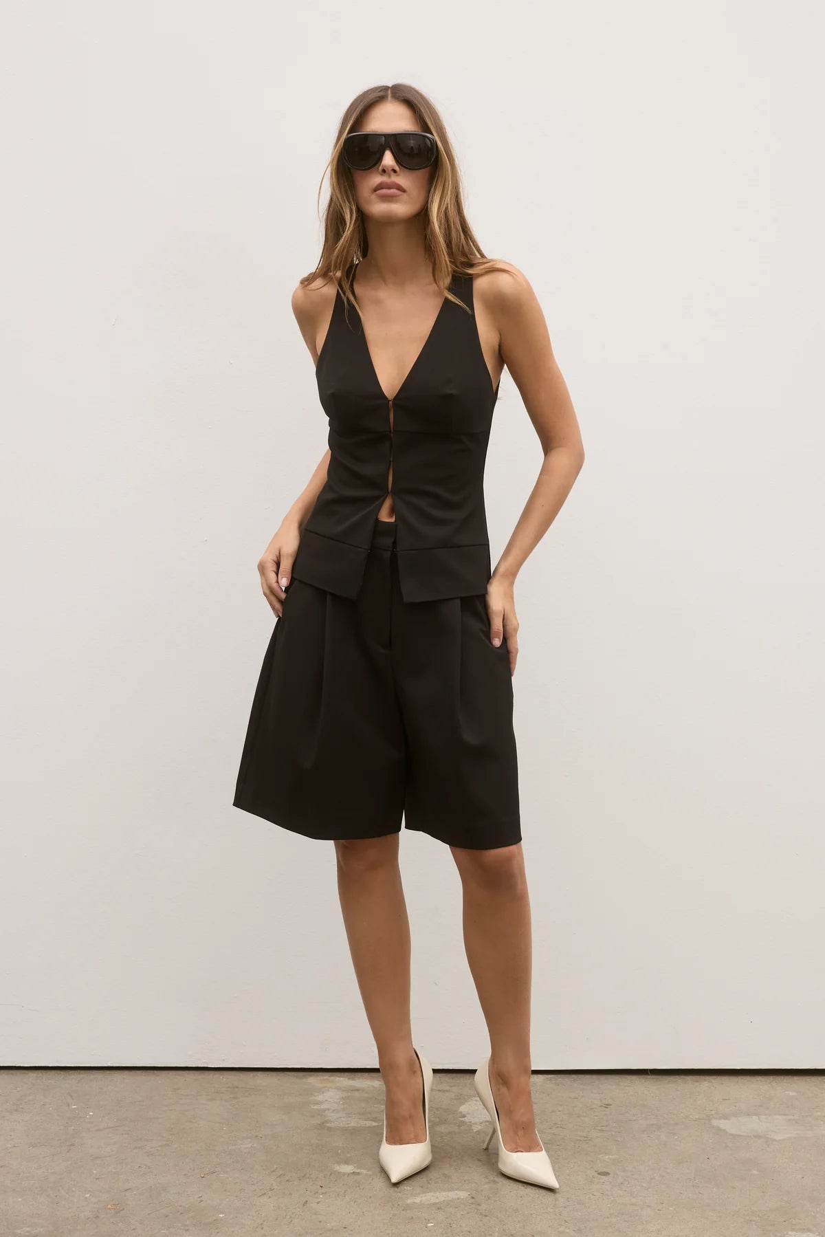 BAYSE REEVE HALTER TOP BLACK