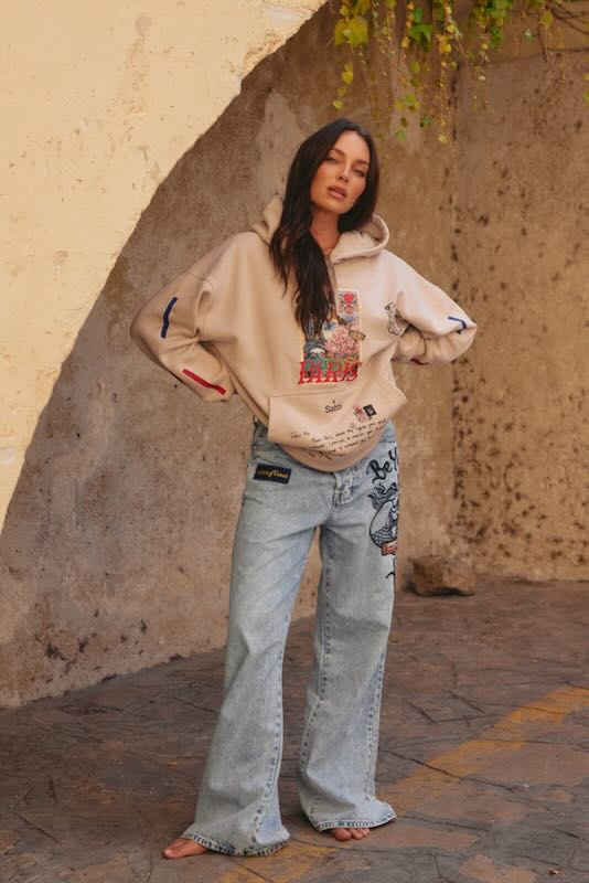 SABBI PARIS LOVES NOTES HOODIE CREAM