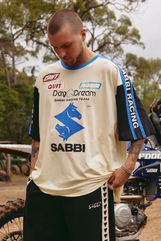 SABBI THE DON'T QUIT YOUR DAY DREAM VERY OVERSIZED TEE WHITE