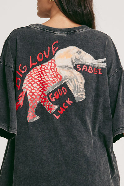 SABBI THE ELEPHANT SAFARI TEE BLACK