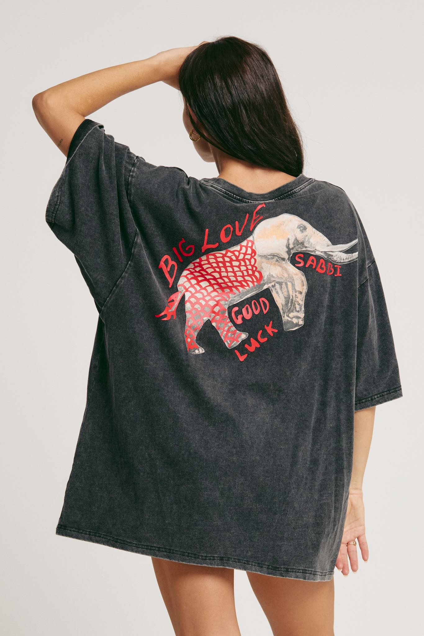 SABBI THE ELEPHANT SAFARI TEE BLACK