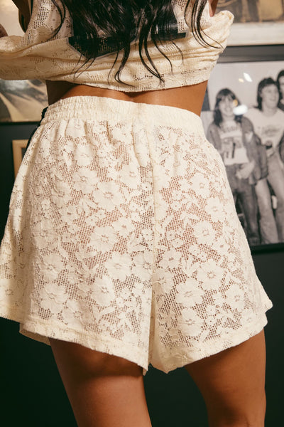 SABBI THE LACE BOXER SHORTS WHITE