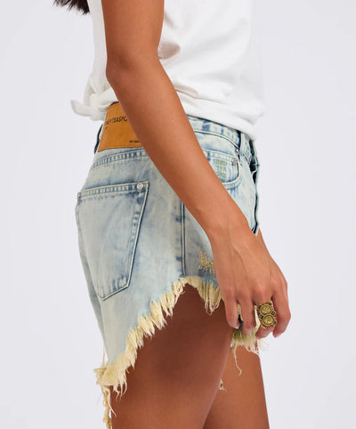 ONE TEASPOON OUTLAWS MID WAIST MID LENGTH DENIM SHORTS AMBROSIA BLUE