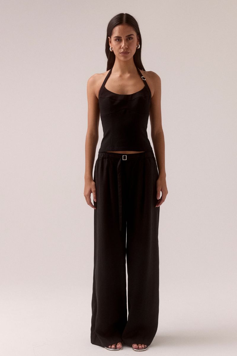 SOVERE STUDIO DEMI TOP BLACK