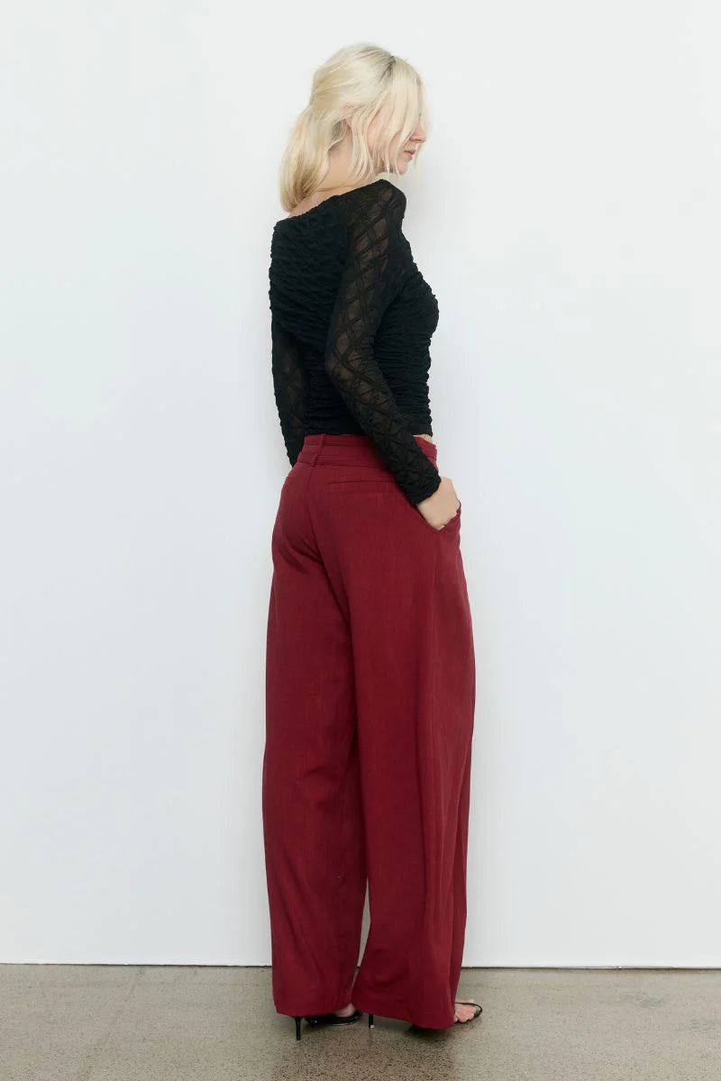 SOVERE STUDIO VENUS TOP BLACK