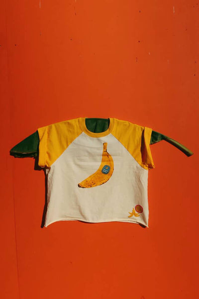 HAPPY LITTLE MOTHER THE BANANA RAGLAN TEE