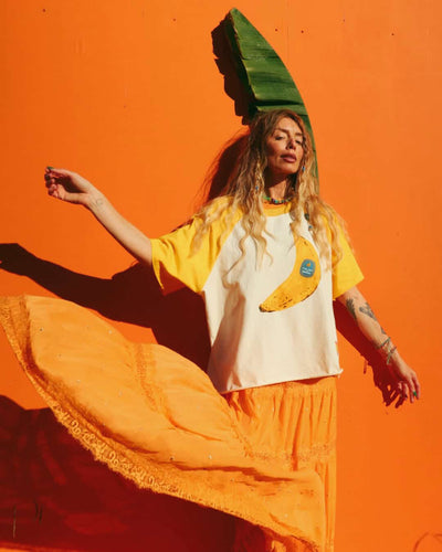 HAPPY LITTLE MOTHER THE BANANA RAGLAN TEE