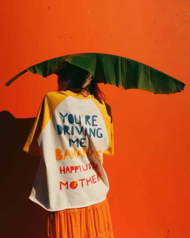 HAPPY LITTLE MOTHER THE BANANA RAGLAN TEE