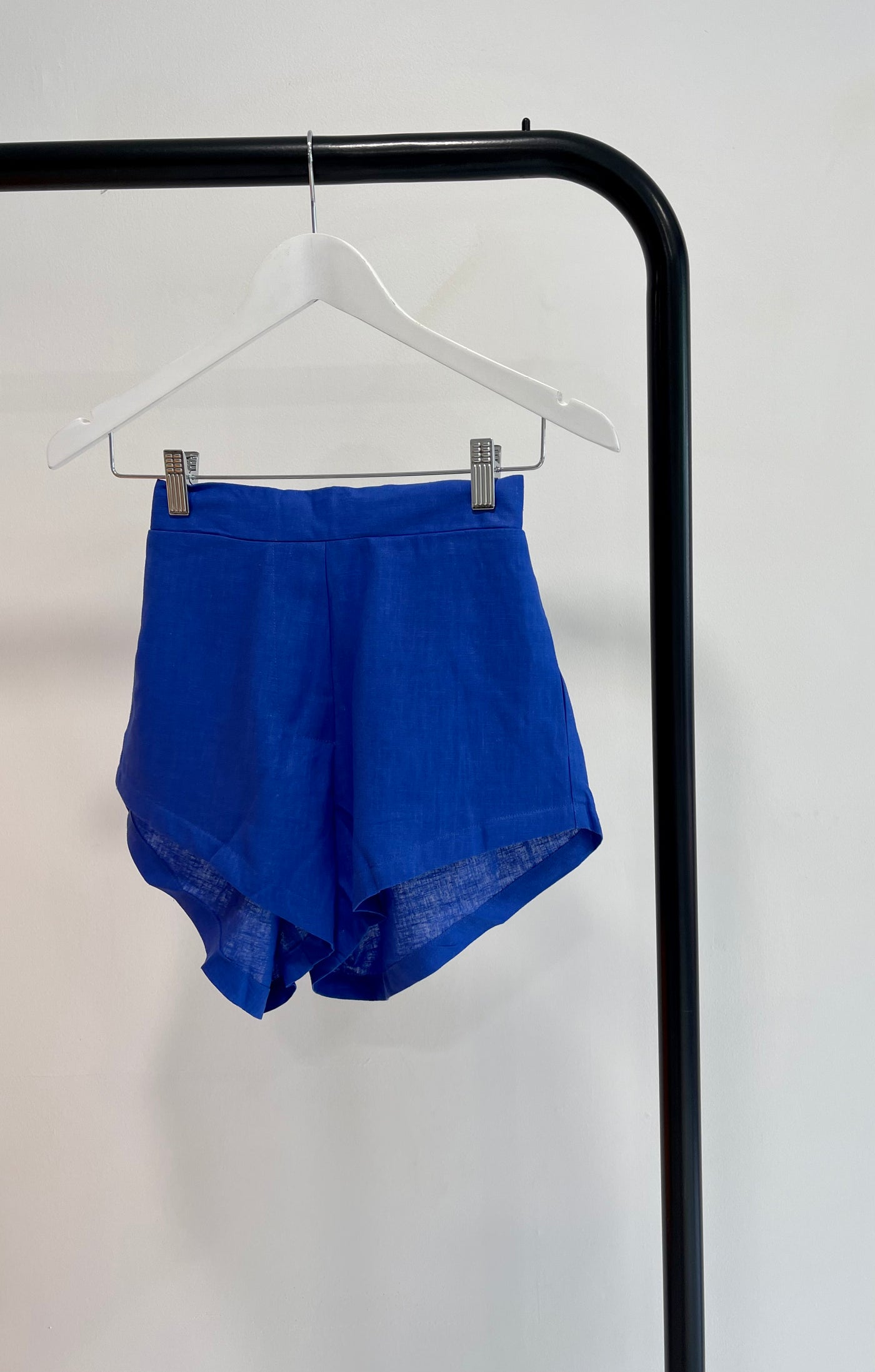 Sabbi 1800 linen pull on shorts Azure Blue