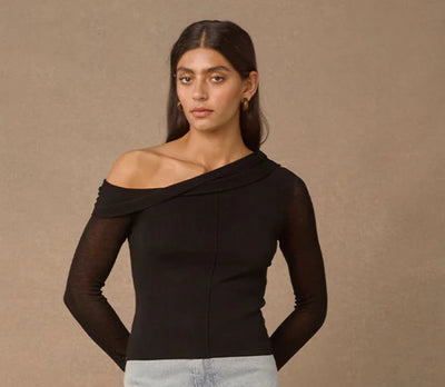 AZUL KNIT TOP BLACK