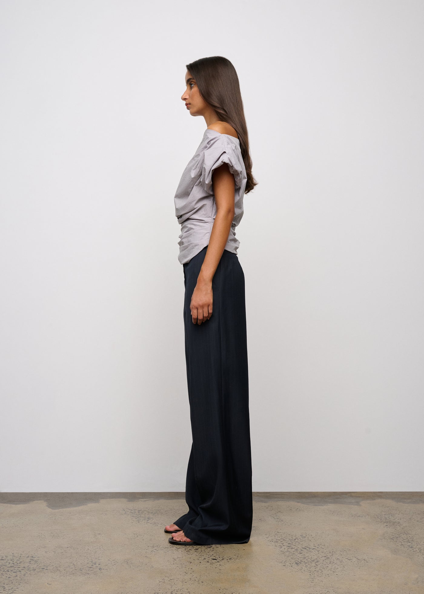 ONE OF OTHERS HENRI TOP DOVE GREY 