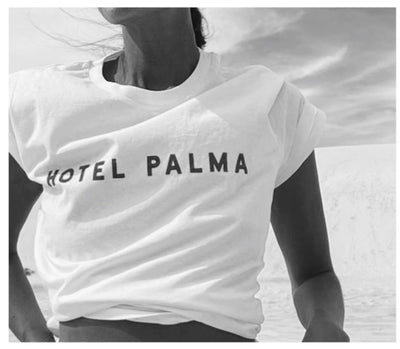 LITTLE PALMA HOTEL PALMA GRAPHIC ORGANIC COTTON TEE