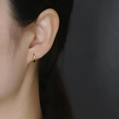 ZAYA COLLECTIVE| NINA HUGGIE EARRINGS