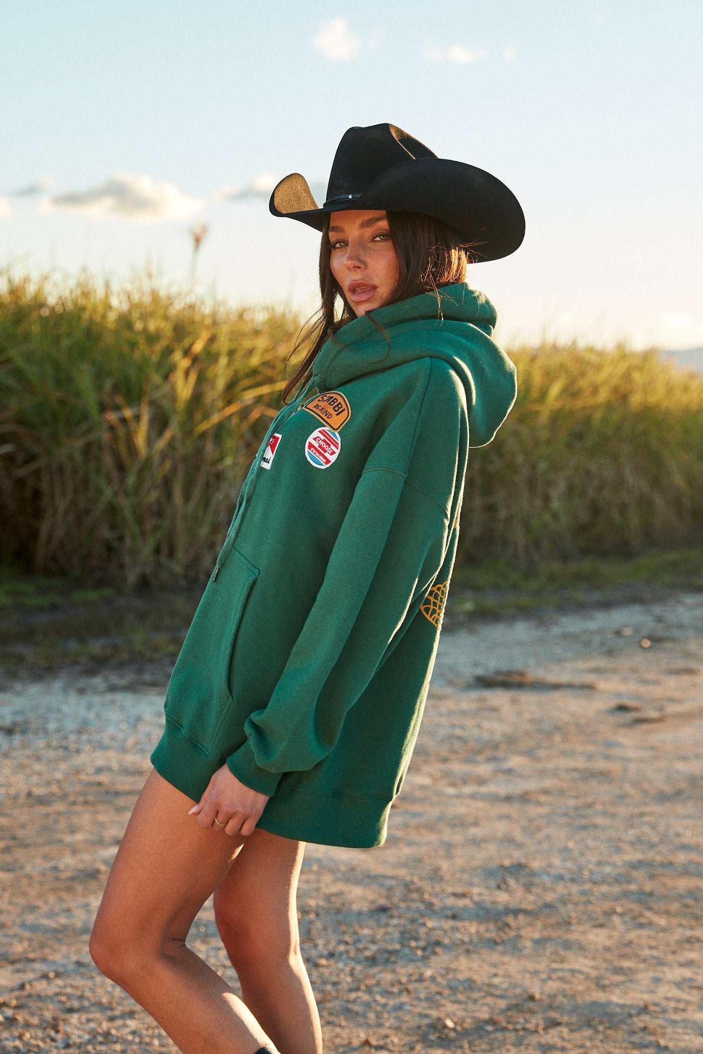 SABBI BEYOUTIFUL HOTEL HOODIE GREEN