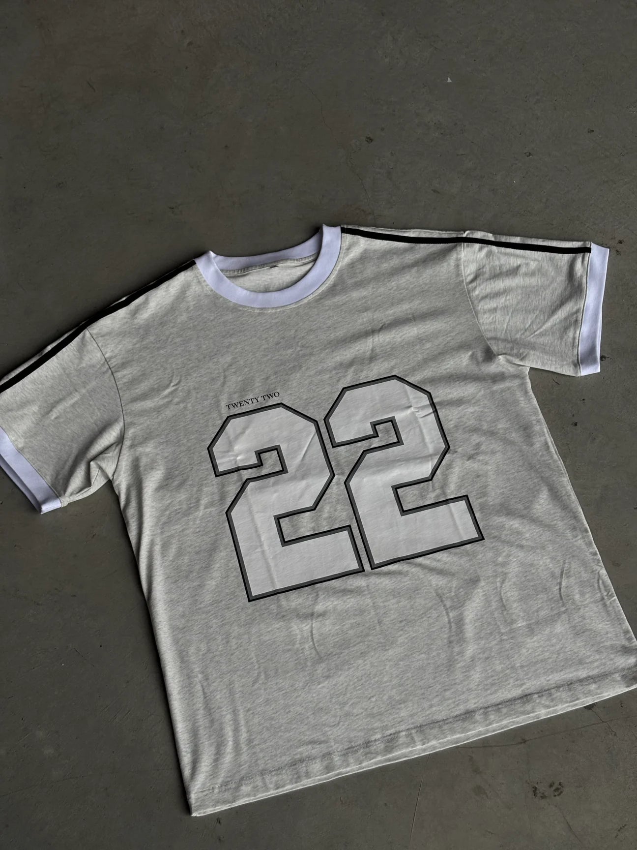 SSAINT TWENTY TWO TEE GREY | BABY LEMONADE STORE