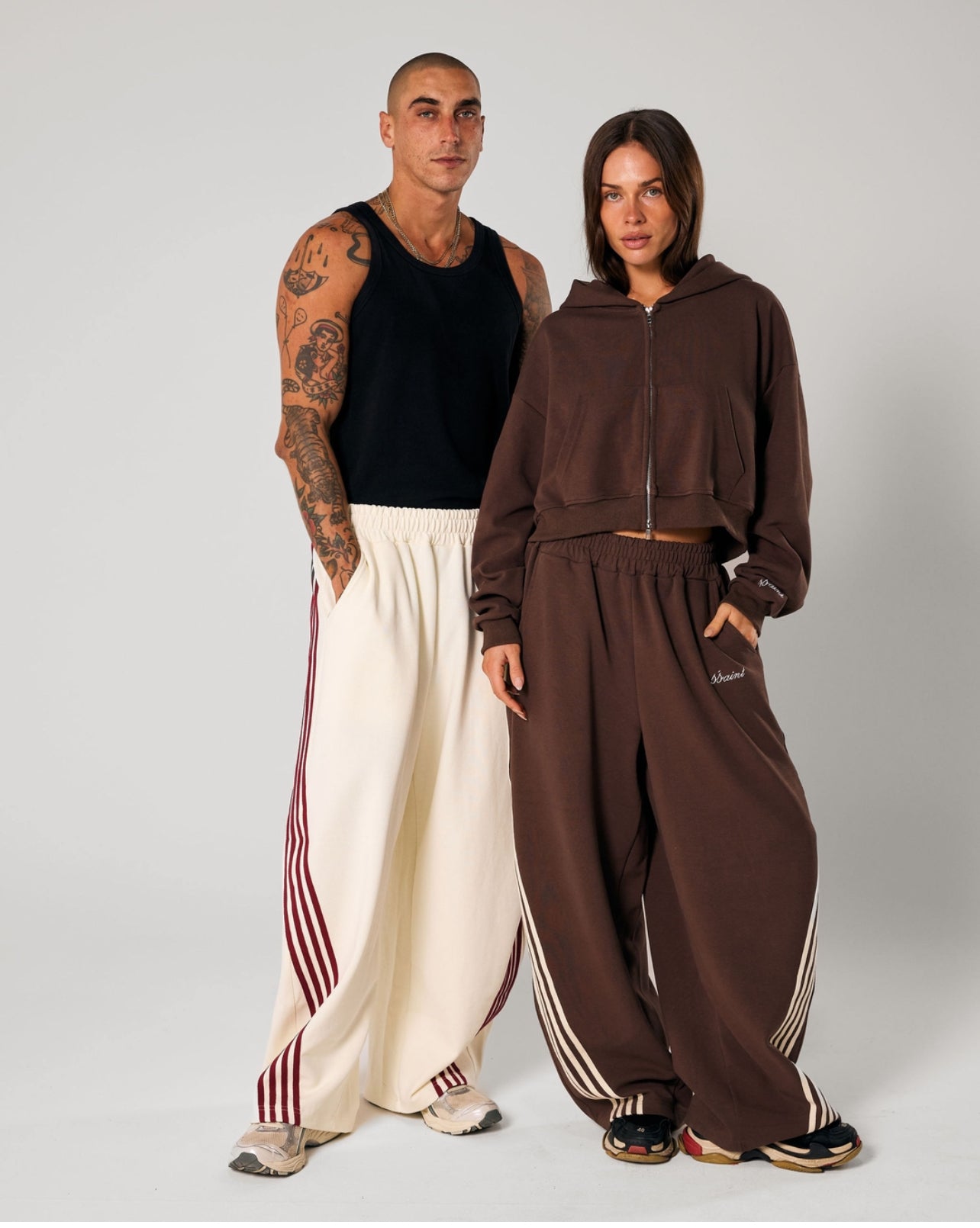 SŚAINT BARREL PANTS CHOCOLATE