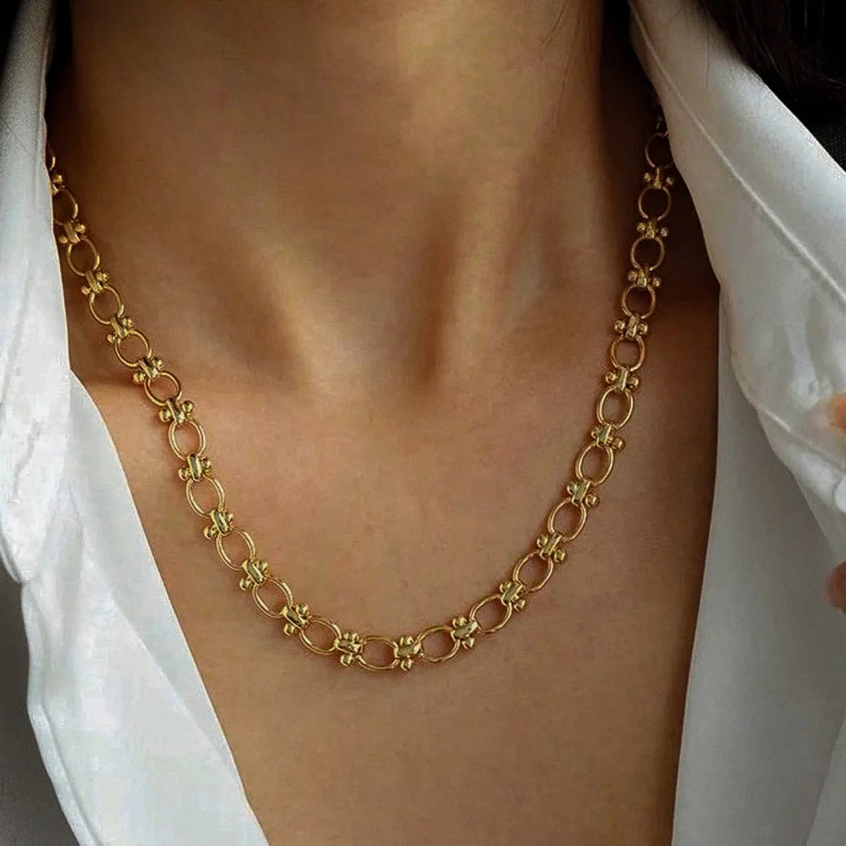ZAYA COLLECTIVE| LORA NECKLACE 