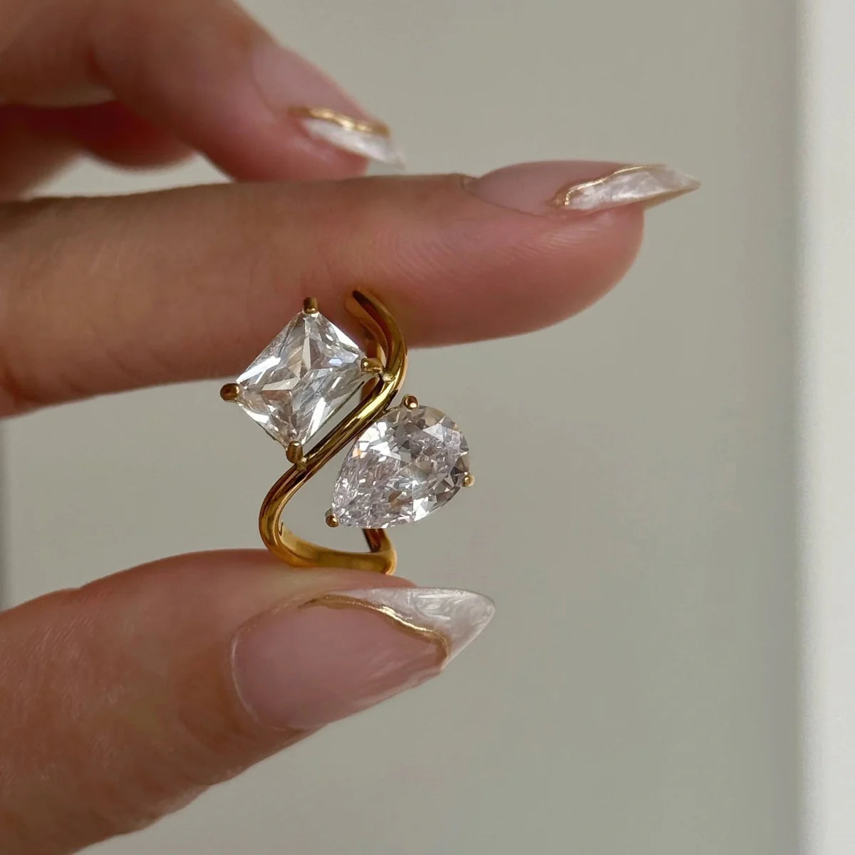 ZAYA COLLECTIVE CHARME RING