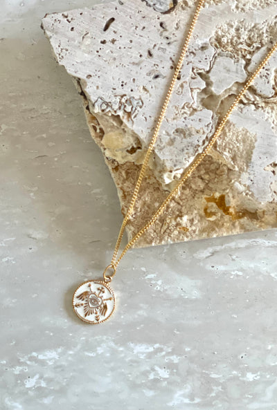 THE HARMONY COIN PENDANT WHITE