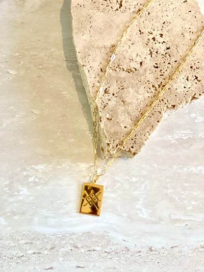 NIKKI ROSS LOVER OF FATE PENDANT GOLD